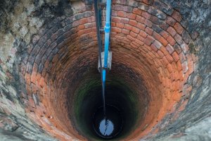 Well Groundwater Sampling well water