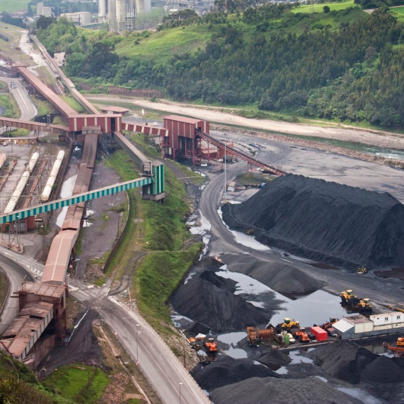 coal-mining-iStock_000012536400Medium